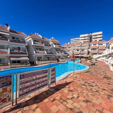 Апартаменти Avanita Ocean View