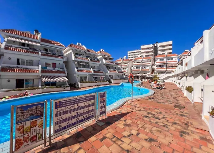 Апартаменти Avanita Ocean View