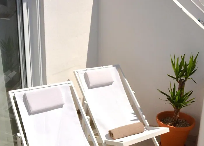 Avanita Ocean View Апартаменти