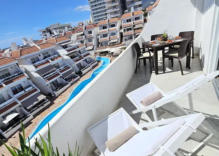 Avanita Ocean View Апартаменти *